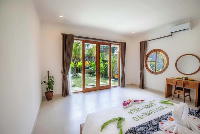Executive Villa, 3 Bedrooms, Kitchen, Pool View