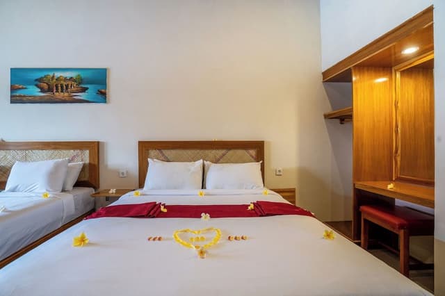 Deluxe Quadruple Room, Balcony, Pool View