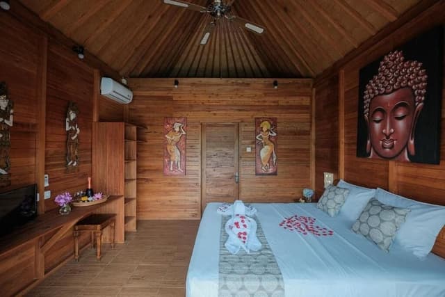 Deluxe Studio, Patio, Pool View