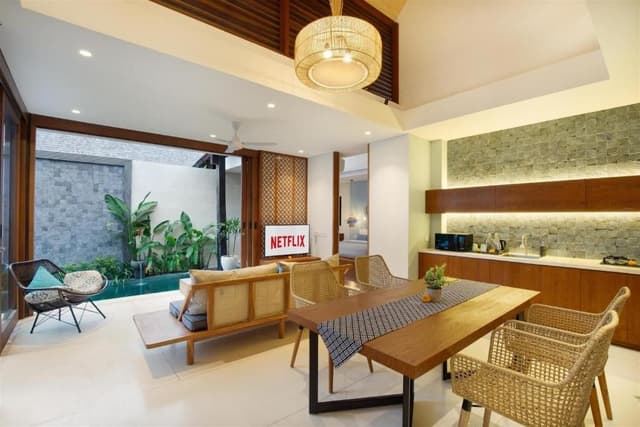 Deluxe Villa