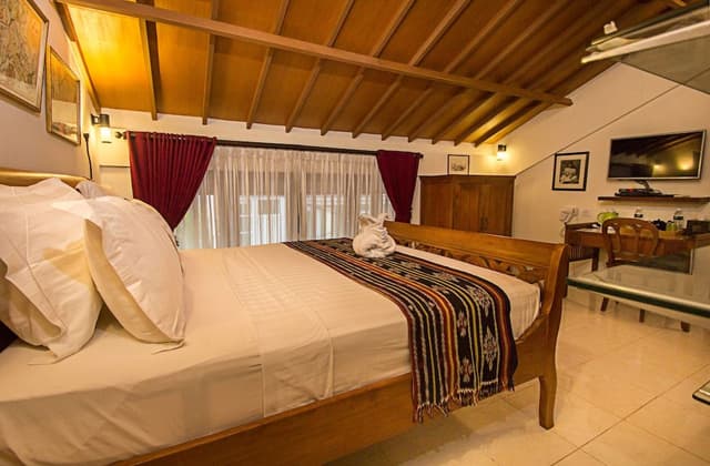 Pavillion Room