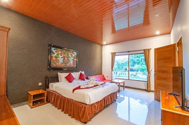 Deluxe Apartment