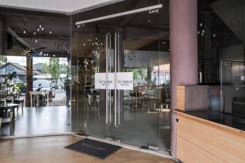 RedDoorz Plus @ Sunrise Hotel Sanur RedDoorz Plus @ Sunrise Hotel Sanur