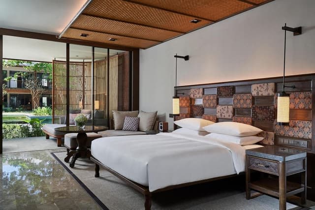 Deluxe Room, 1 King Bed