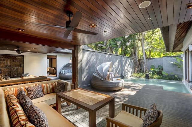 Villa, 1 Bedroom, Garden Area (1 King Bed)