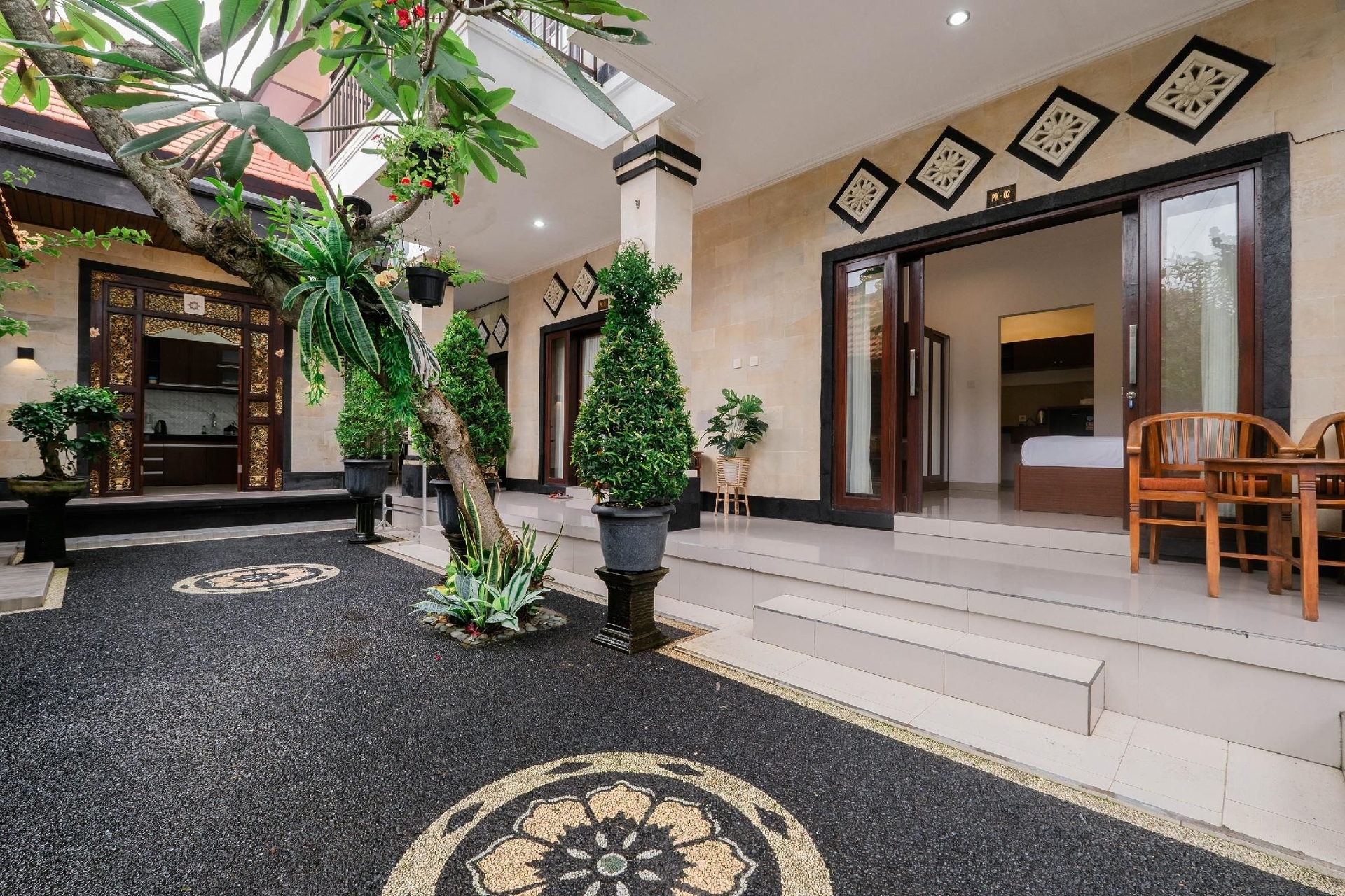 ปุริ กาซิห์ โฮมสเตย์ (Puri Kasih Home Stay)0