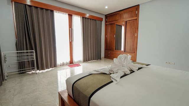 Deluxe Double Room, Garden View