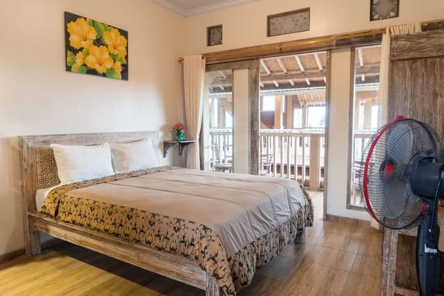 Standard Room without TV & AC