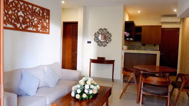 Family Room, 2 Bedrooms