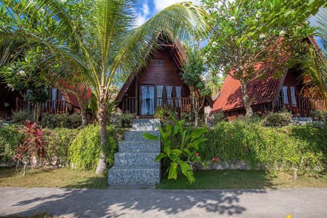 Deluxe Cottage
