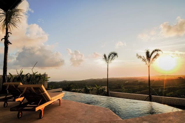 Luxury Villa