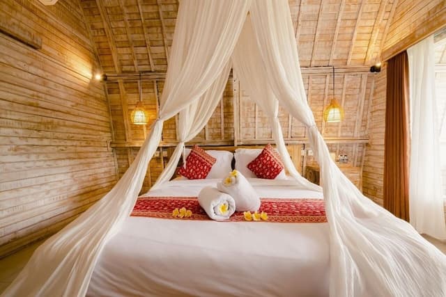 Basic Double Room, Pool View