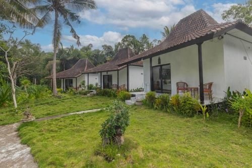 Radjes Bungalow Nusa Penida0