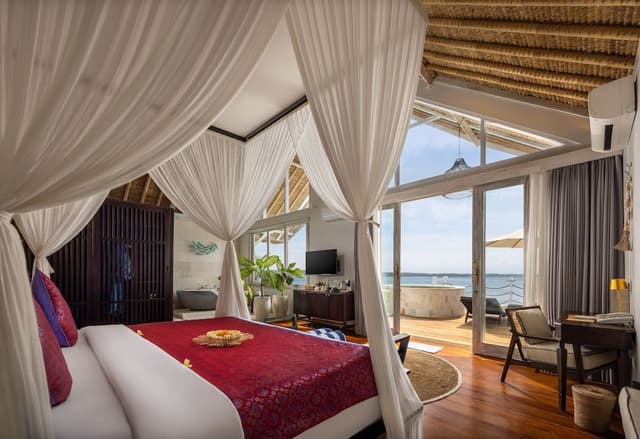 Royal Pool Villa Ocean View with Daily Afternoon Tea