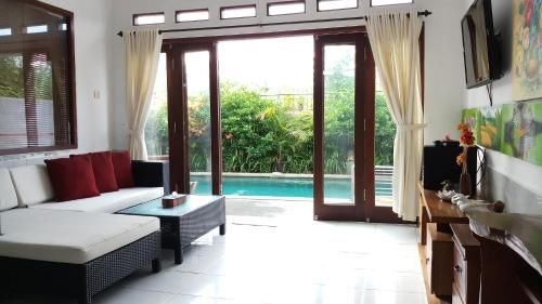 Villa Dencarik1