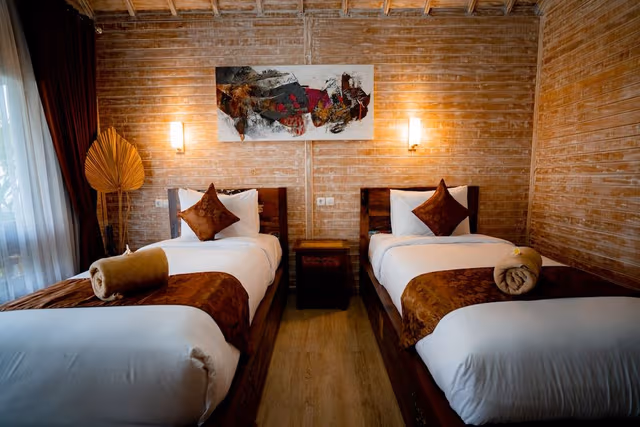 Deluxe Twin Room