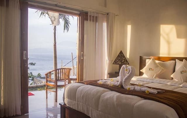 Deluxe Bungalow, 1 Queen Bed, Sea View