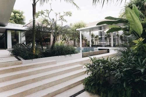 วิลลา แอมเบอร์กริส 3 ห้องนอน สระว่ายน้ำส่วนตัว โดยนากุลา (Villa Ambergris Three bedrooms Private Pool by Nakula)0