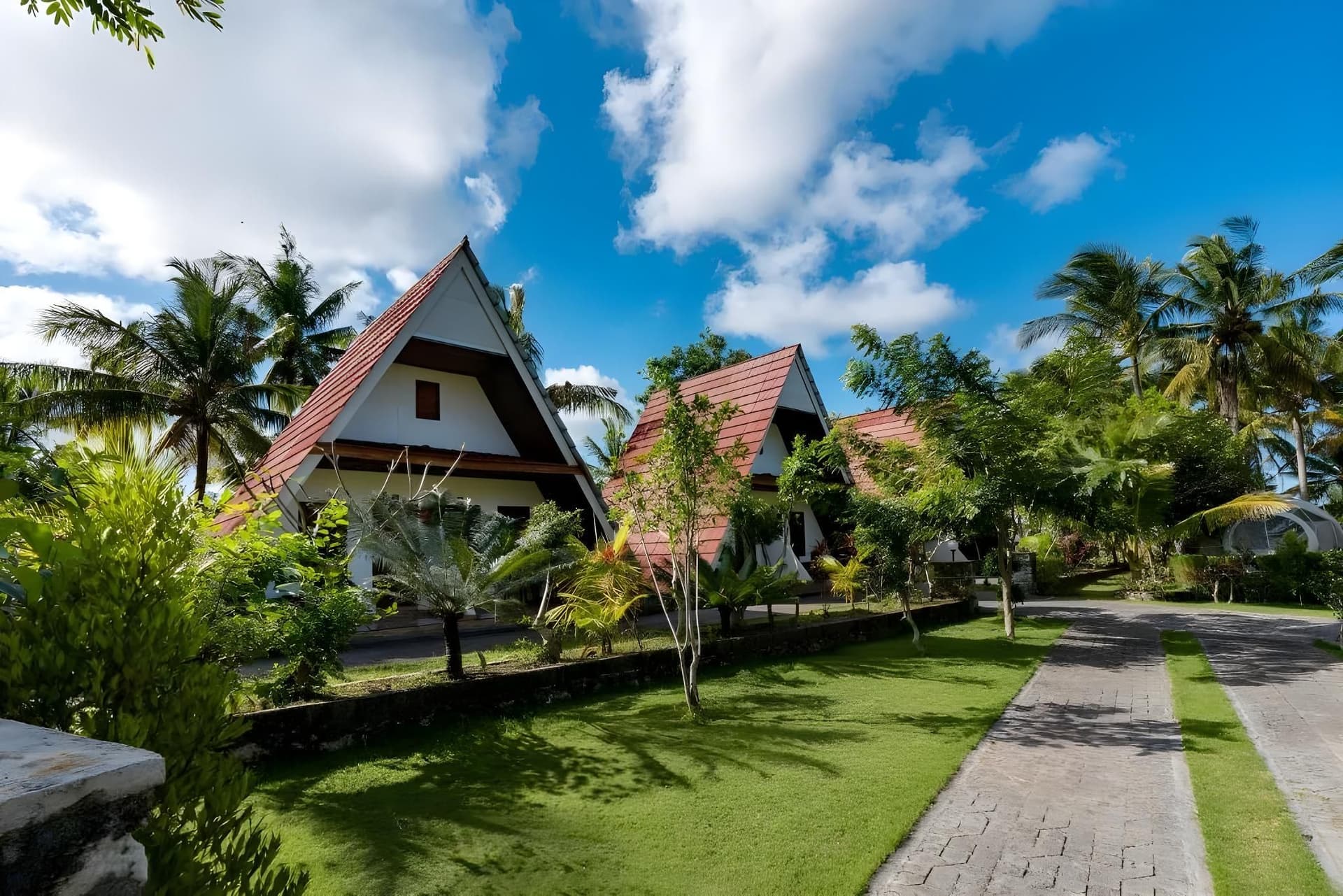 Suan Bubble & Triangle Diamond Beach Suan Bubble & Triangle Diamond Beach