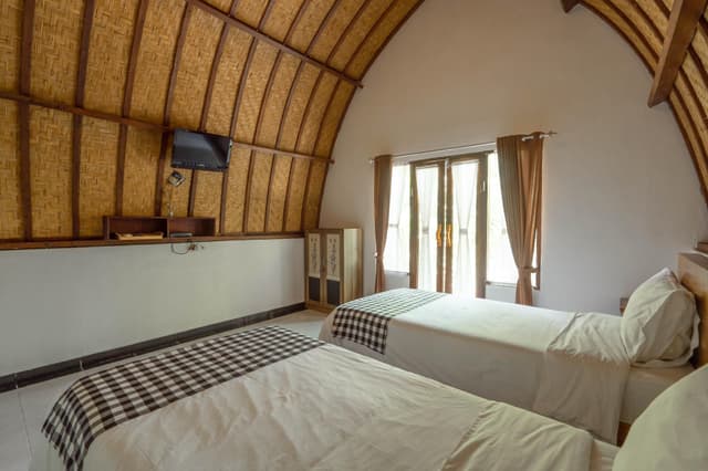 Deluxe Twin Room