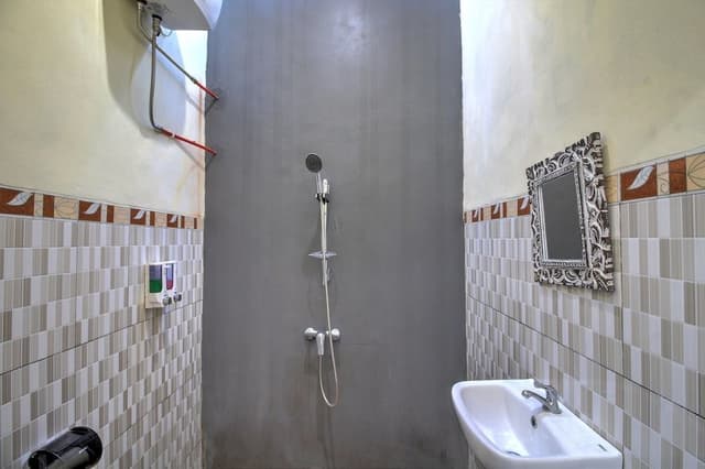 Deluxe Double Room, 1 King Bed, Garden View