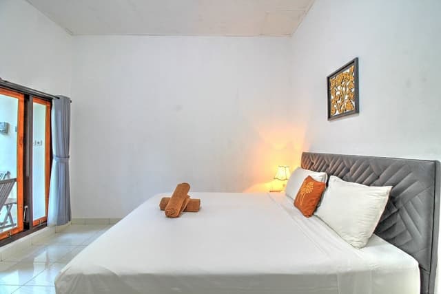 Deluxe Double Room, 1 King Bed, Garden View