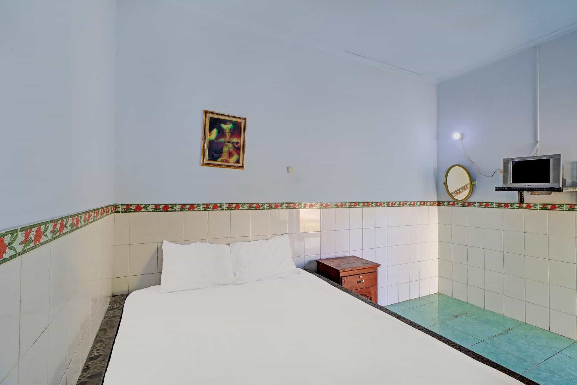 SPOT ON 92399 Hotel Sekar Jagat Near Pantai Baluk Rening SPOT ON 92399 Hotel Sekar Jagat Near Pantai Baluk Rening