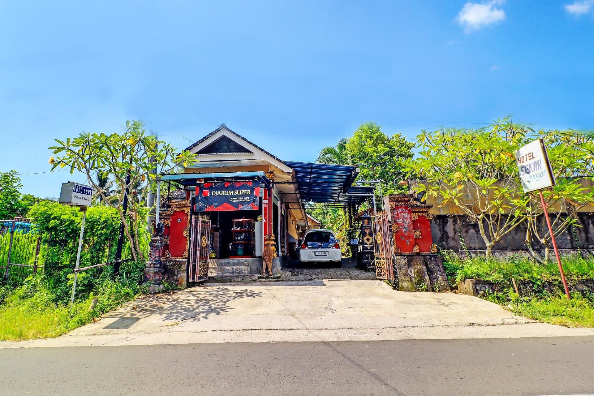 SPOT ON 92399 Hotel Sekar Jagat Near Pantai Baluk Rening SPOT ON 92399 Hotel Sekar Jagat Near Pantai Baluk Rening