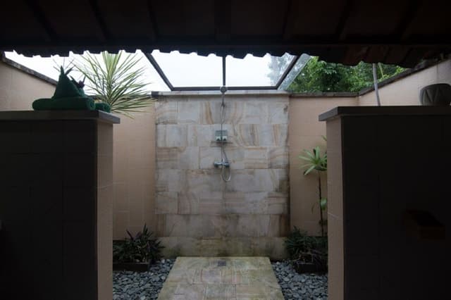Family Cottage, 2 Queen Beds, Private Pool, Garden View