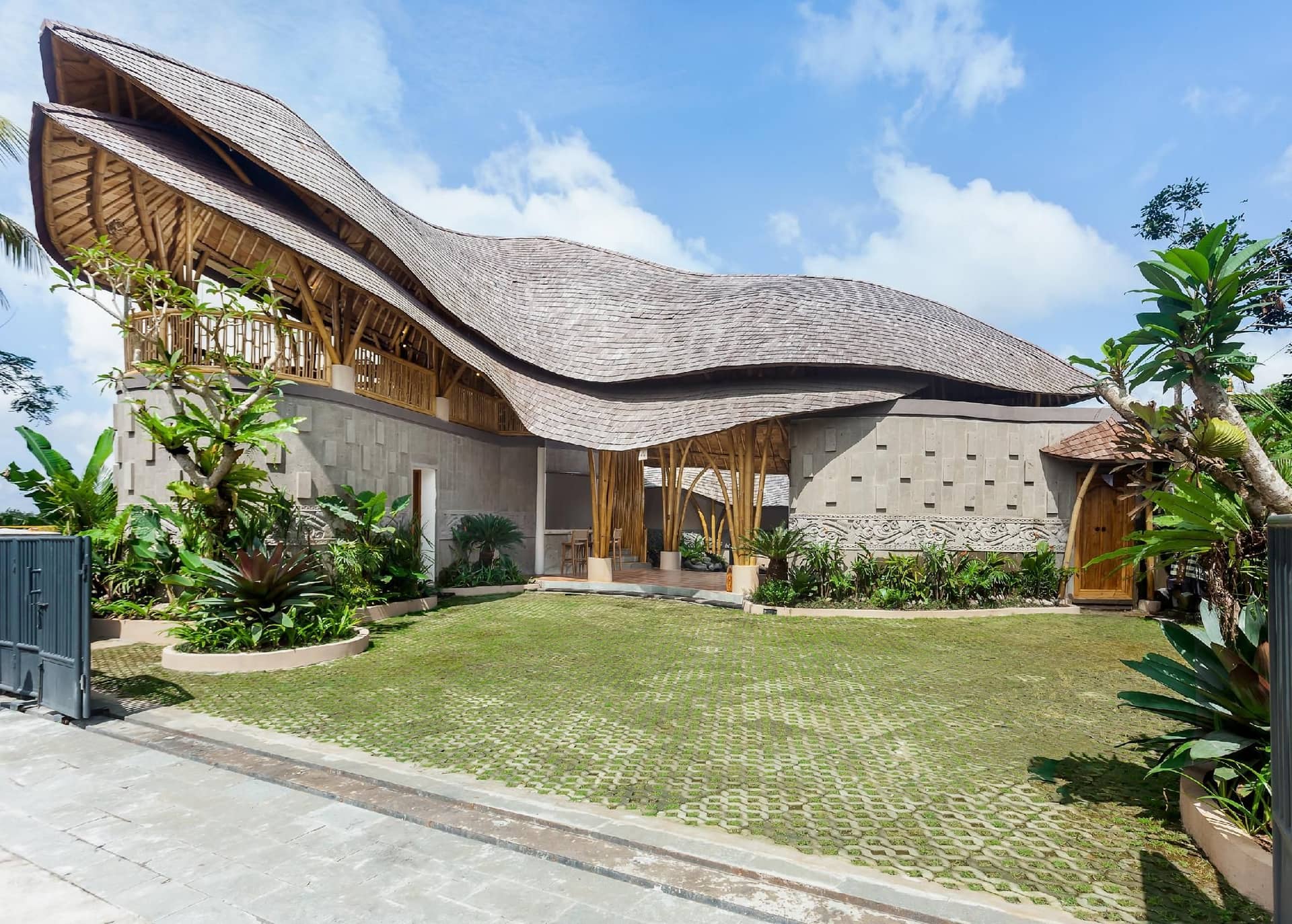 The Scape Valley Villa by Pramana Villas The Scape Valley Villa by Pramana Villas
