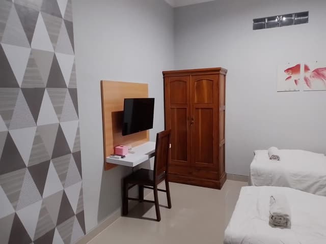Deluxe Twin Bedroom