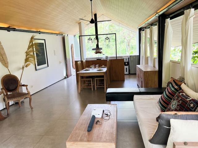 Comfort Villa, Pool View