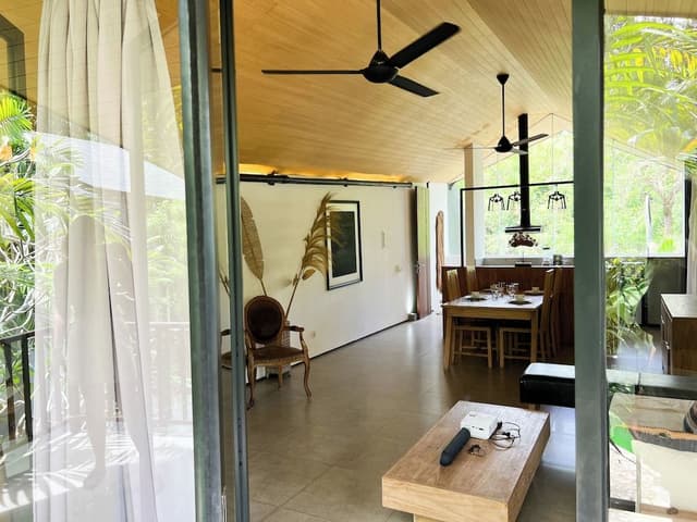 Comfort Villa, Pool View