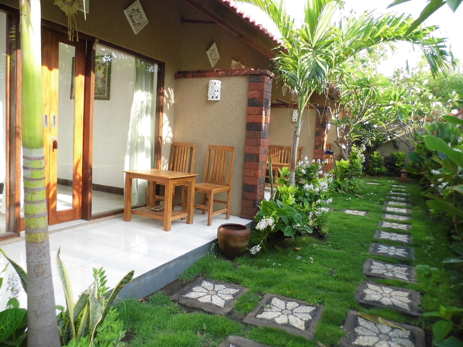เมดทาโร - เมินจางัน โฮมสเตย์ (Made Taro - Menjangan Homestay)0