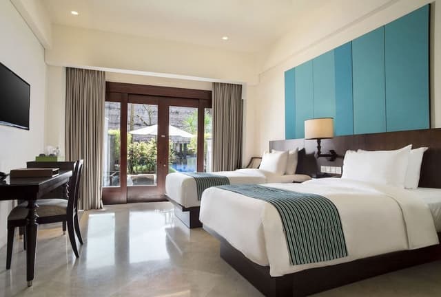 Premium Room, 2 Twin Beds, Pool Access
