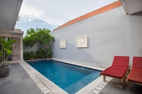 ดิ อาวันดารี วิลลา ซมินญะก์ (The Awandari Villas Seminyak)1
