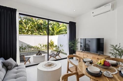 White Residence - Art & Boutique Villas1