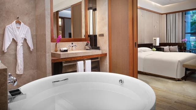 1 King 1 bdrm Ste Lounge Access Private Hot Spring