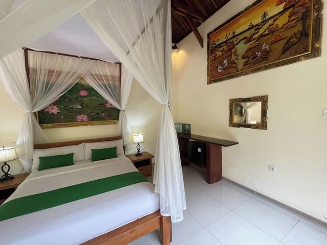 Deluxe King Room With Pool View