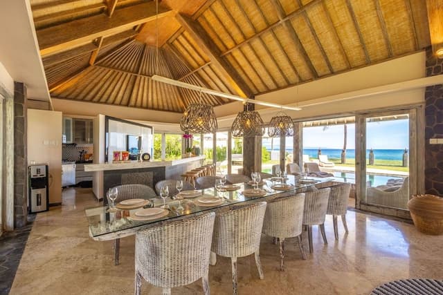 Four Bedroom Beach Front Pool Villa - Sunrise