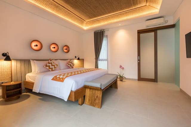 Superior Villa, 2 Bedrooms, Pool View