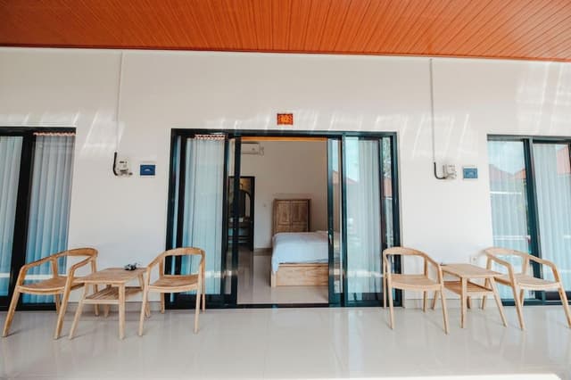 Deluxe Room, Pool View