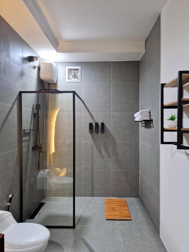 Studio Apartment