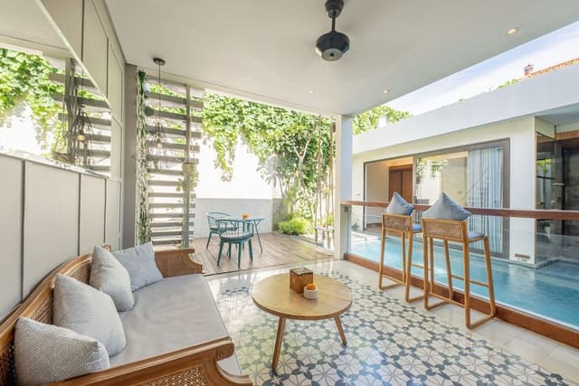 One Bedroom Villa with Private Pool & Floating Bathtub