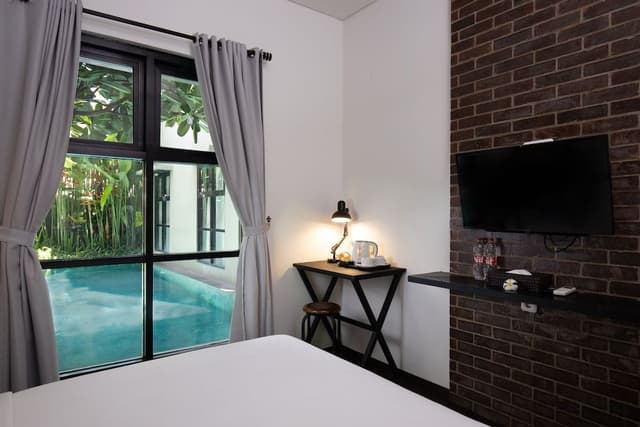 Deluxe Double Room, Pool View