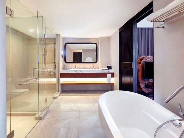 Executive Suite, 1 King Bed