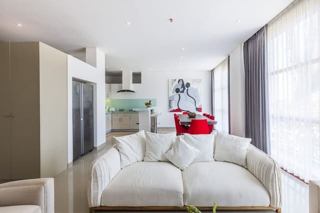 3 Bedroom Luxury Apartment
