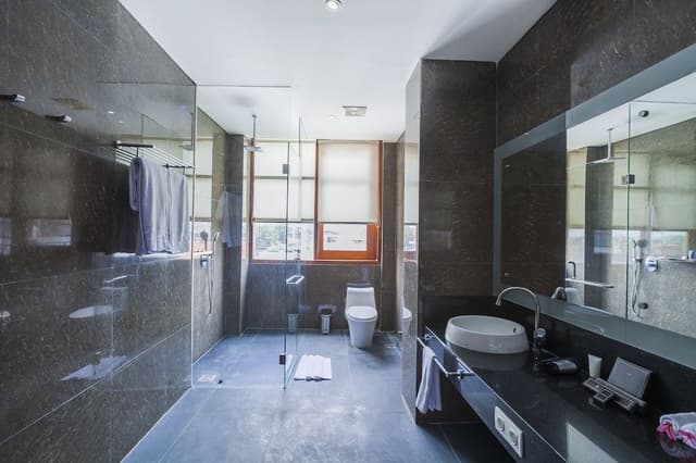 3 Bedroom Luxury Apartment
