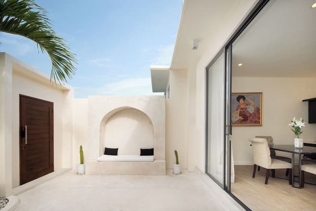 Deluxe Villa