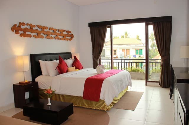 Deluxe Balcony